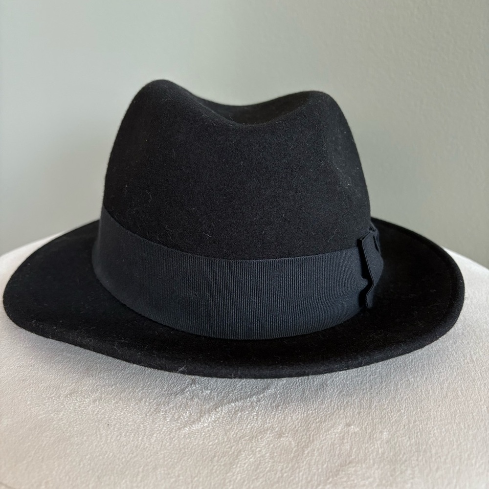Vintage Holt Renfrew Classic Black Fedora Hat